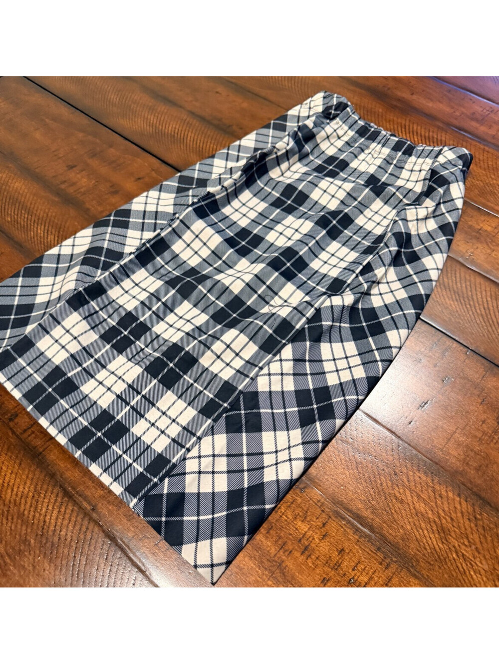 Susan Graver Ponte Knit Plaid Pull On Pencil Skirt Ivory Black A623767 XXS